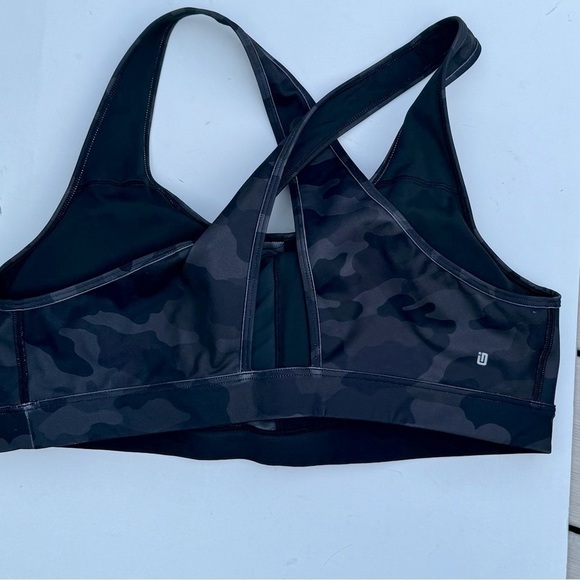 ID Ideology Plus Size Camo Print Medium Impact Sports Bra - Picture 7 of 8